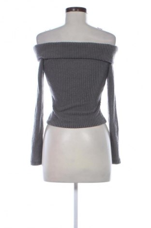 Дамска блуза SHEIN, Размер S, Цвят Сив, Цена 19,00 лв.