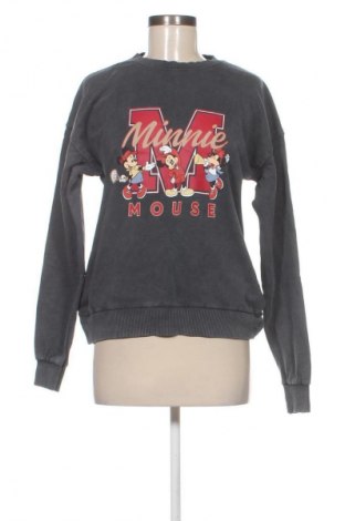 Damen Shirt Stradivarius, Größe S, Farbe Grau, Preis € 9,72