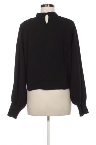 Дамска блуза Unbranded, Размер M, Цвят Черен, Цена 13,99 лв.
