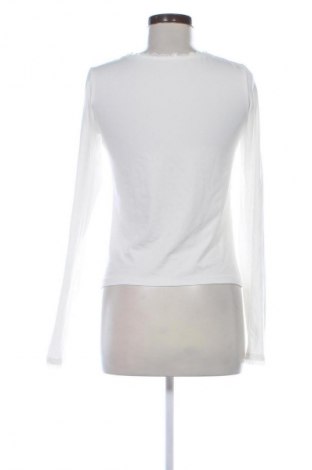 Дамска блуза Unbranded, Размер M, Цвят Бял, Цена 19,00 лв.