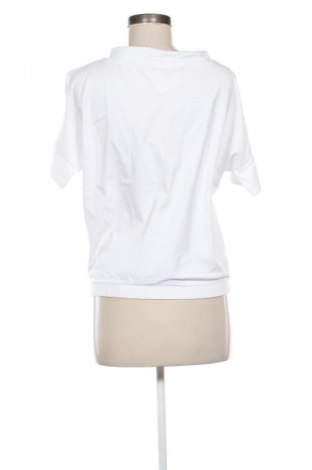 Дамска блуза Unbranded, Размер M, Цвят Бял, Цена 19,14 лв.