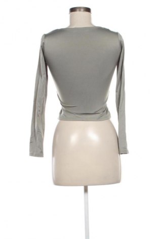 Дамска блуза Unbranded, Размер M, Цвят Сив, Цена 19,14 лв.