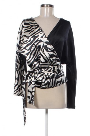 Дамска блуза Unbranded, Размер M, Цвят Многоцветен, Цена 19,00 лв.