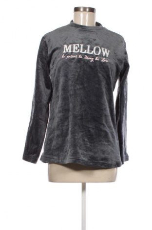 Дамска блуза Unbranded, Размер L, Цвят Сив, Цена 9,99 лв.