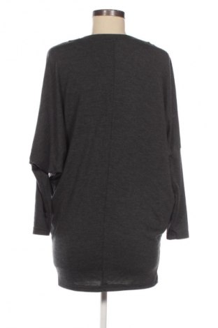 Дамска блуза Unbranded, Размер M, Цвят Сив, Цена 19,00 лв.