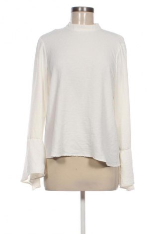 Damen Shirt Vero Moda, Größe M, Farbe Weiß, Preis 10,00 €