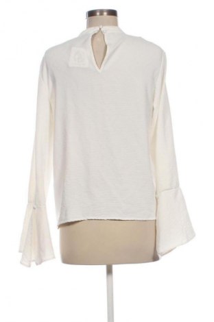 Damen Shirt Vero Moda, Größe M, Farbe Weiß, Preis 10,00 €