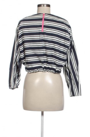 Γυναικεία μπλούζα Zara, Μέγεθος XS, Χρώμα Πολύχρωμο, Τιμή 9,99 €