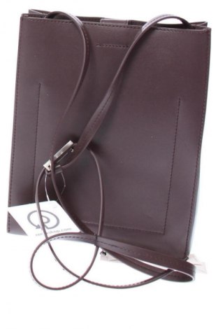 Geantă de femei Calvin Klein, Culoare Mov, Preț 273,99 Lei