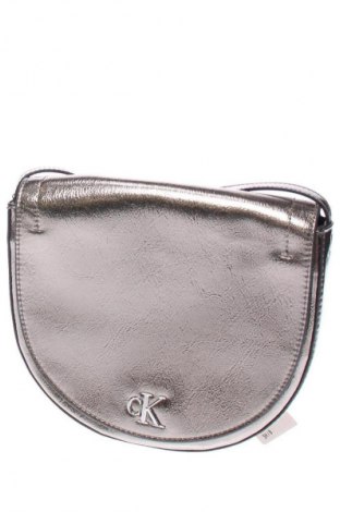 Dámska kabelka  Calvin Klein, Farba Strieborná, Cena  52,95 €