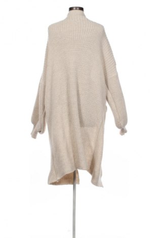 Дамска жилетка Sassy Classy, Размер L, Цвят Бежов, Цена 22,99 лв.