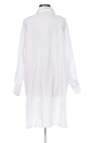 Дамска риза ASOS, Размер M, Цвят Бял, Цена 44,00 лв.
