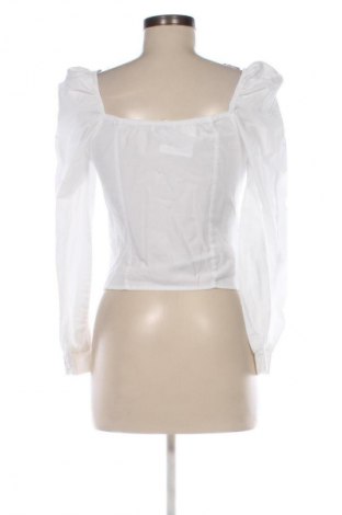 Дамска риза Cropp, Размер M, Цвят Бял, Цена 41,04 лв.
