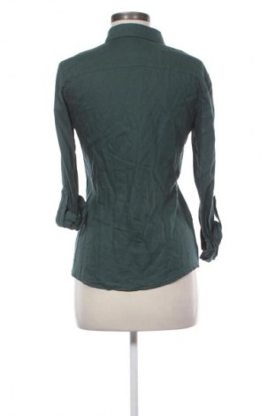 Дамска риза LC Waikiki, Размер M, Цвят Зелен, Цена 47,88 лв.