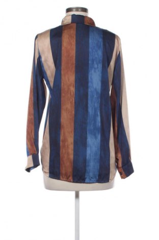 Γυναικείο πουκάμισο NEW COLLECTION, Μέγεθος M, Χρώμα Πολύχρωμο, Τιμή 20,97 €
