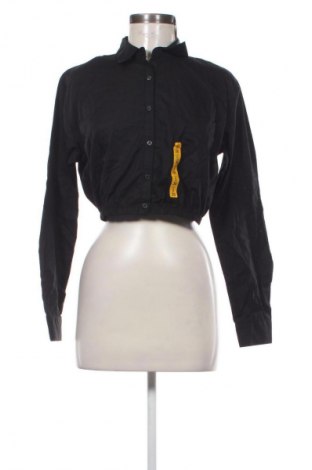 Дамска риза Pull&Bear, Размер S, Цвят Черен, Цена 40,99 лв.