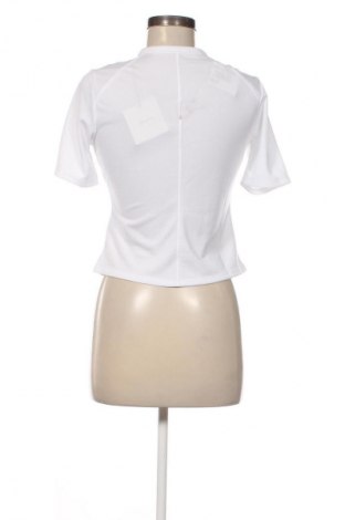 Γυναικείο t-shirt Calvin Klein, Μέγεθος S, Χρώμα Λευκό, Τιμή 41,99 €