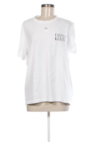 Дамска тениска Calvin Klein Jeans, Размер M, Цвят Бял, Цена 40,90 €