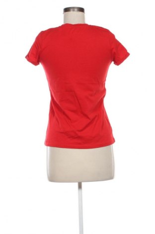 Дамска тениска Fb Sister, Размер XS, Цвят Червен, Цена 16,97 лв.