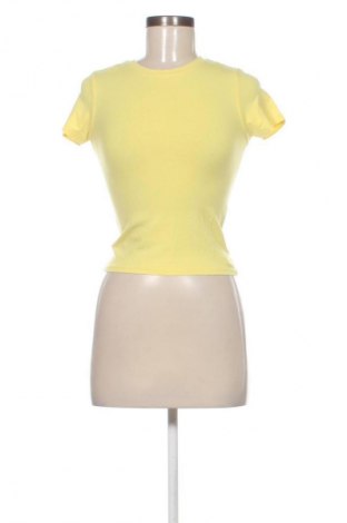 Tricou de femei Fb Sister, Mărime XS, Culoare Galben, Preț 45,00 Lei