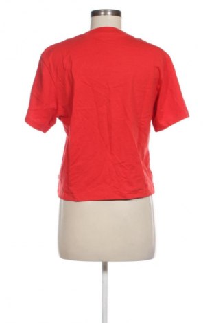 Дамска тениска Guess, Размер S, Цвят Червен, Цена 32,00 лв.