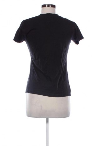 Γυναικείο t-shirt Guinness, Μέγεθος M, Χρώμα Πολύχρωμο, Τιμή 9,00 €