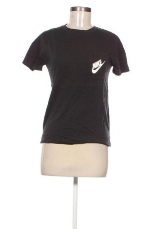 Dámské tričko Nike, Velikost XS, Barva Černá, Cena  342,00 Kč