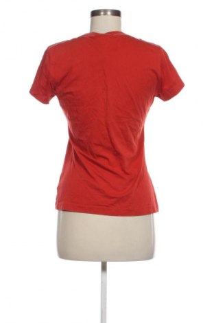 Damen T-Shirt Peak Performance, Größe M, Farbe Rot, Preis 46,65 €