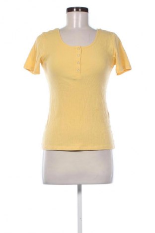 Дамска тениска Pieces, Размер XL, Цвят Жълт, Цена 13,98 лв.