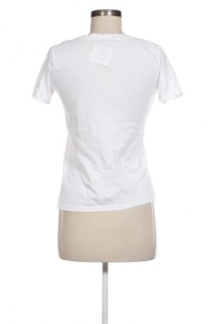 Дамска тениска Pull&Bear, Размер S, Цвят Бял, Цена 16,97 лв.