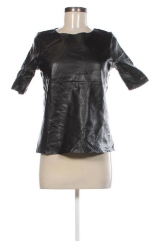 Дамска тениска Vero Moda, Размер S, Цвят Черен, Цена 11,75 €