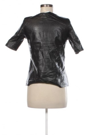 Дамска тениска Vero Moda, Размер S, Цвят Черен, Цена 11,75 €