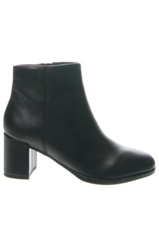 Dámské poltopánky Clarks, Veľkosť 36, Farba Čierna, Cena  163,95 €