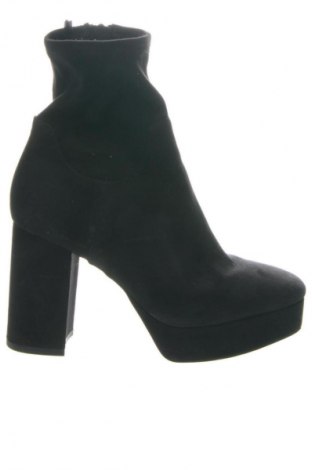 Дамски боти H&M, Размер 37, Цвят Черен, Цена 63,08 лв.