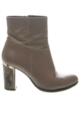 Damen Stiefeletten Il Passo, Größe 37, Farbe Beige, Preis 110,40 €