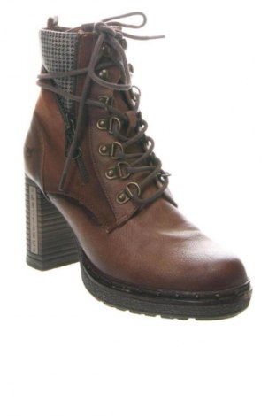 Дамски боти Mustang, Размер 38, Цвят Кафяв, Цена 114,00 лв.