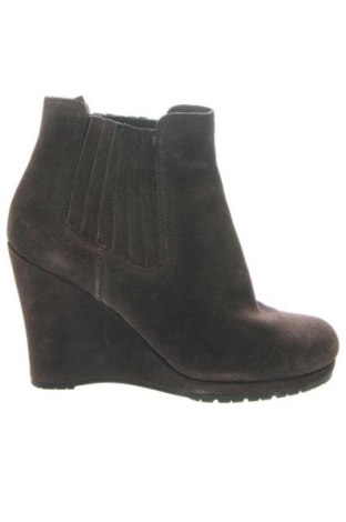 Damen Stiefeletten Prada, Größe 37, Farbe Braun, Preis € 123,62