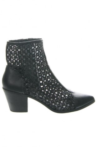 Botine de damă Primark, Mărime 40, Culoare Negru, Preț 164,63 Lei