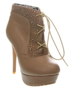 Női bokacsizma Unbranded, Méret 37, Szín Bézs, Ár 12 600 Ft