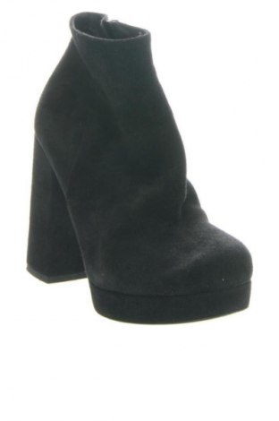 Γυναικεία μποτάκια Unbranded, Μέγεθος 35, Χρώμα Μαύρο, Τιμή 73,86 €