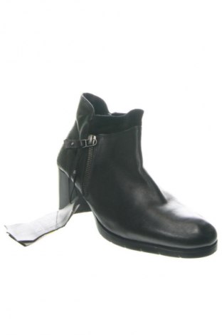 Дамски боти VRS, Размер 39, Цвят Черен, Цена 147,25 лв.