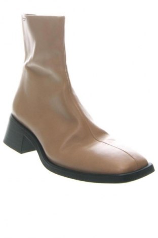 Дамски боти Vagabond, Размер 38, Цвят Кафяв, Цена 264,97 лв.