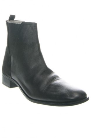 Дамски боти Zara, Размер 41, Цвят Черен, Цена 119,70 лв.