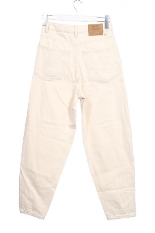 Női farmernadrág American Vintage, Méret XS, Szín Ekrü
, Ár 14 972 Ft