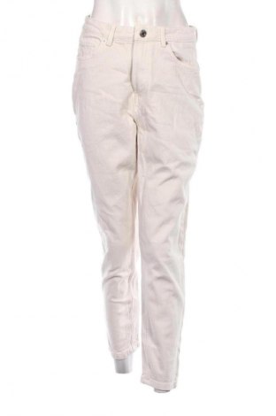 Damskie jeansy Amisu, Rozmiar M, Kolor Biały, Cena 75,99 zł