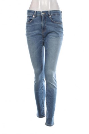 Női farmernadrág BOSS, Méret M, Szín Kék, Ár 64 939 Ft