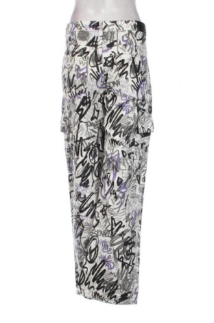 Damen Jeans Bershka, Größe XXL, Farbe Mehrfarbig, Preis 17,99 €