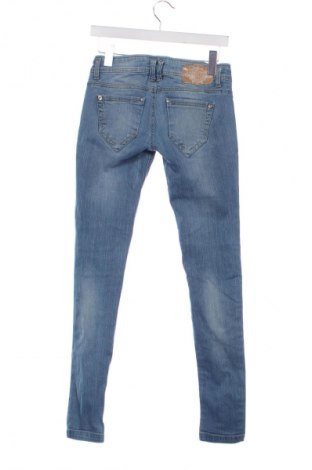 Damskie jeansy Bershka, Rozmiar M, Kolor Niebieski, Cena 66,67 zł