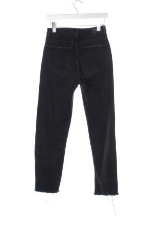 Dámske džínsy  Bershka, Veľkosť XS, Farba Čierna, Cena  14,83 €