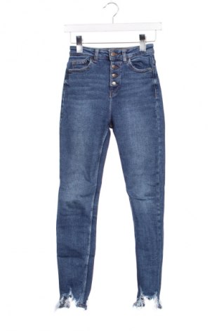 Dámské džíny  Bershka, Velikost XXS, Barva Modrá, Cena  366,00 Kč